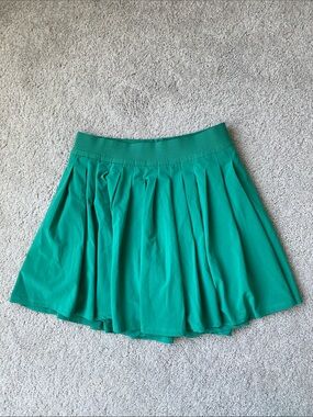 All in Motion Green Skort size Small